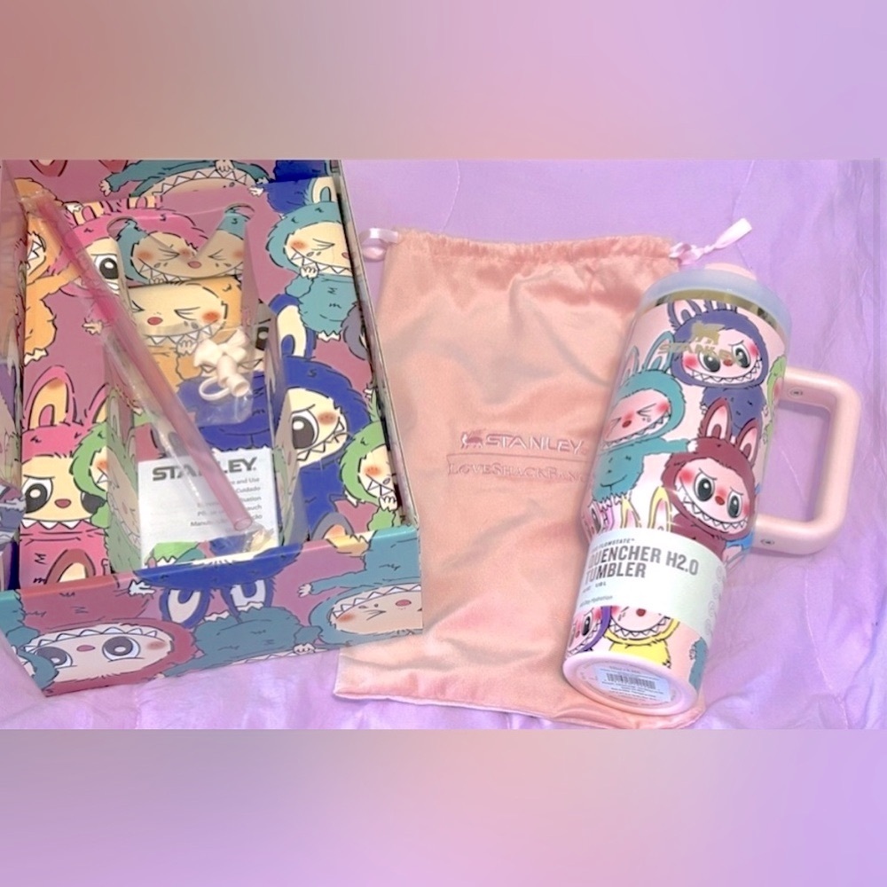 Labubu Stanley with Gift Box - Picture 2 of 14